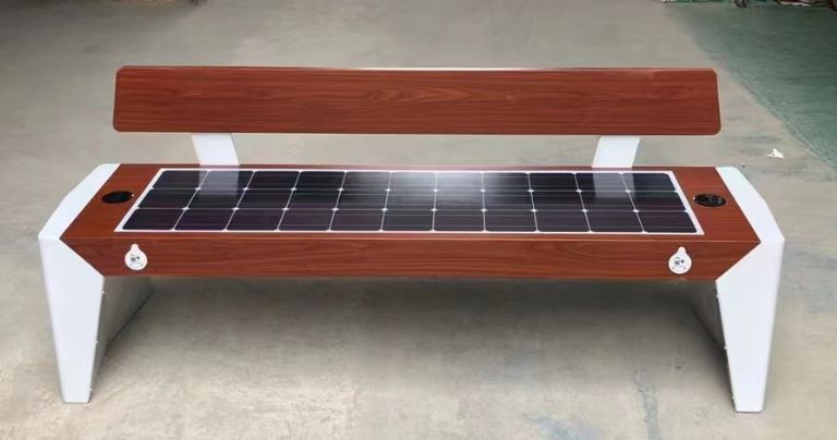 Bancos solares inteligentes con cargadores USB